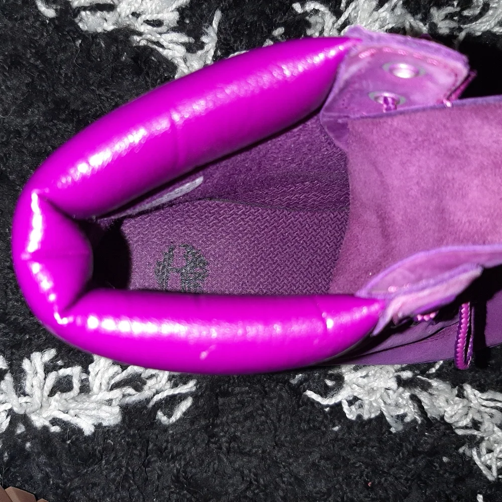 Purple timberlands - Picture 4 of 13